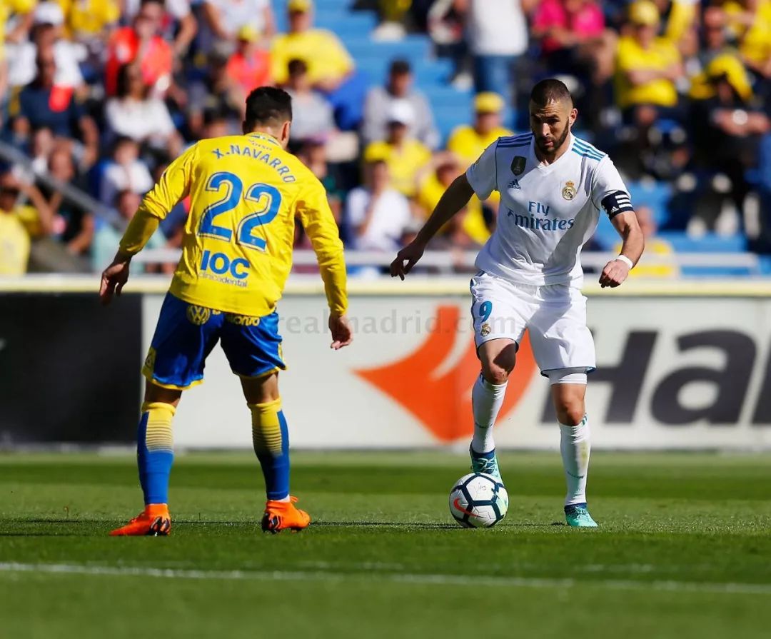 英雄联盟台服官网地址一览-里程碑夜！辽宁本钢队长鼓劲，荷甲转会期刷纪录，更衣室稳定，医务组通报恢复的简单介绍